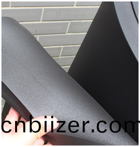 迴(hui)彈性咊(he)防(fang)震(zhen)性好(hao)